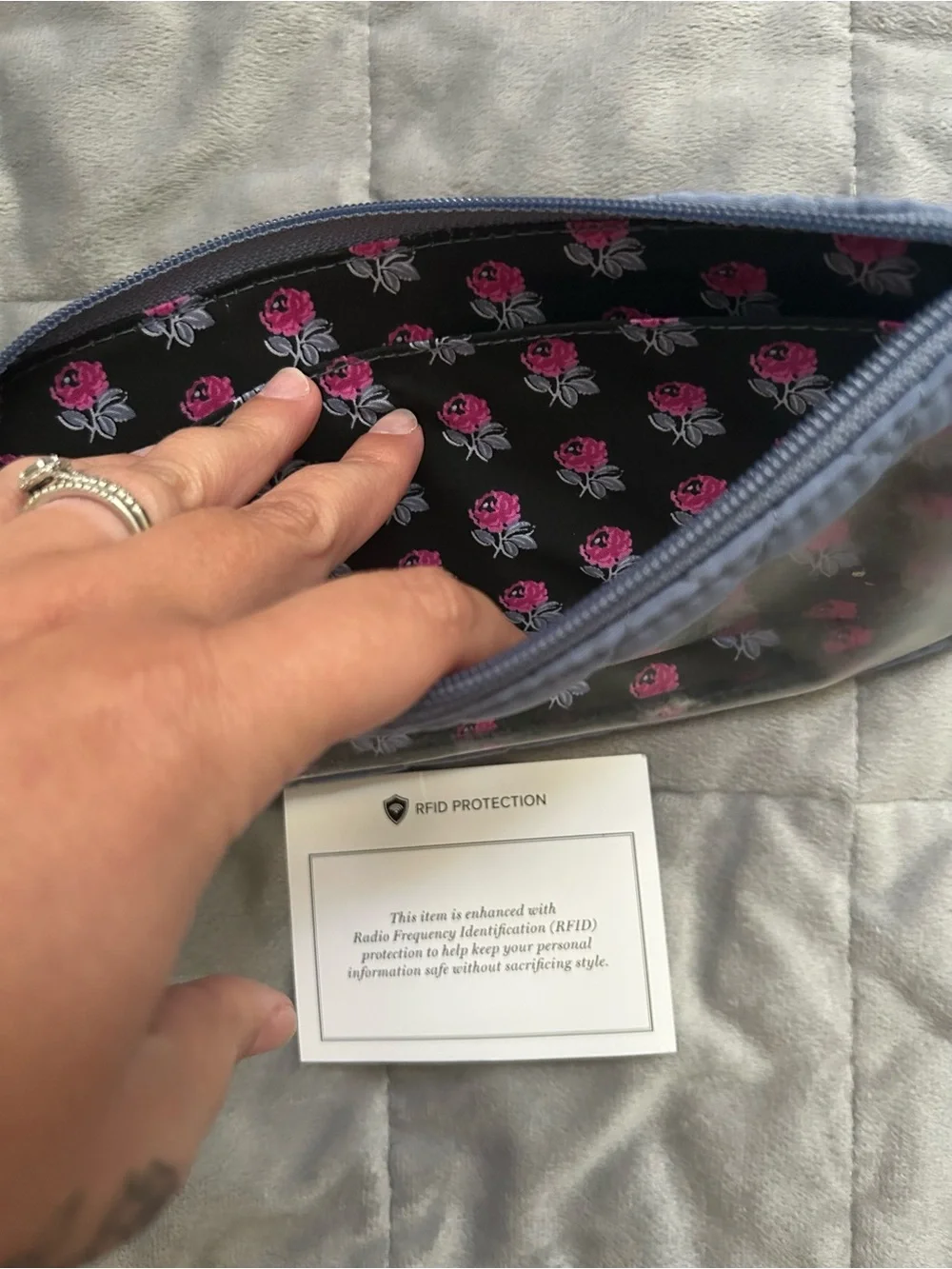 Vera Bradley Quilted Zip Wallet in Light Blue with Pink Floral Lining - Picture 4 of 5